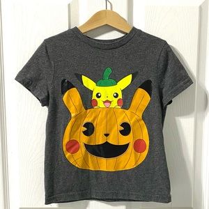 BUNDLE 3/$10 - 4/$12 ANY TSHIRTS / Pokemon Pikachu Halloween TShirt/Size XS